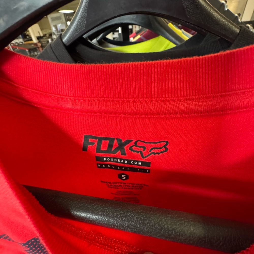 Red Fox Racing Men's T-Shirt - Picture 2 of 3